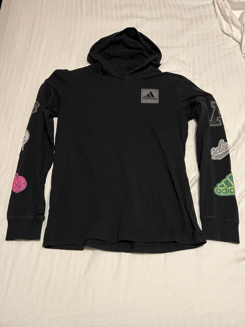 adidas Girls XL (18/20) Black Hooded Graphic Tee with Multi-Sport Sleeve Patches